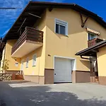 Apartma Gasper *