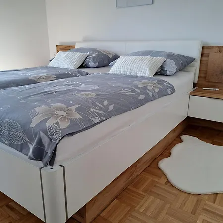 Apartma Gasper *